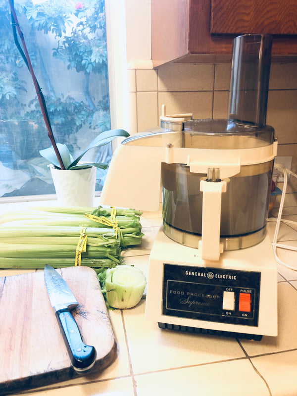 How to Make Celery Juice with a Food Processor or Blender